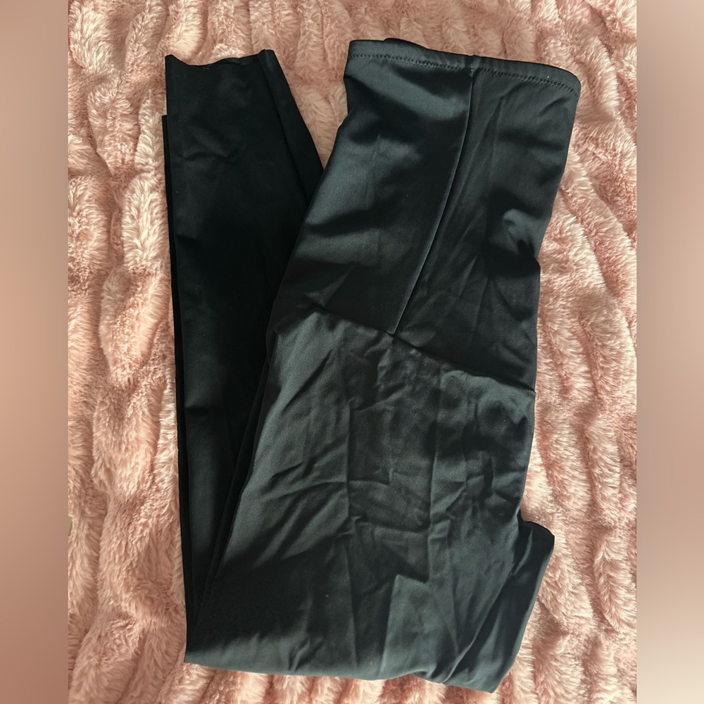 Leonisa Black Shapewear Leggings